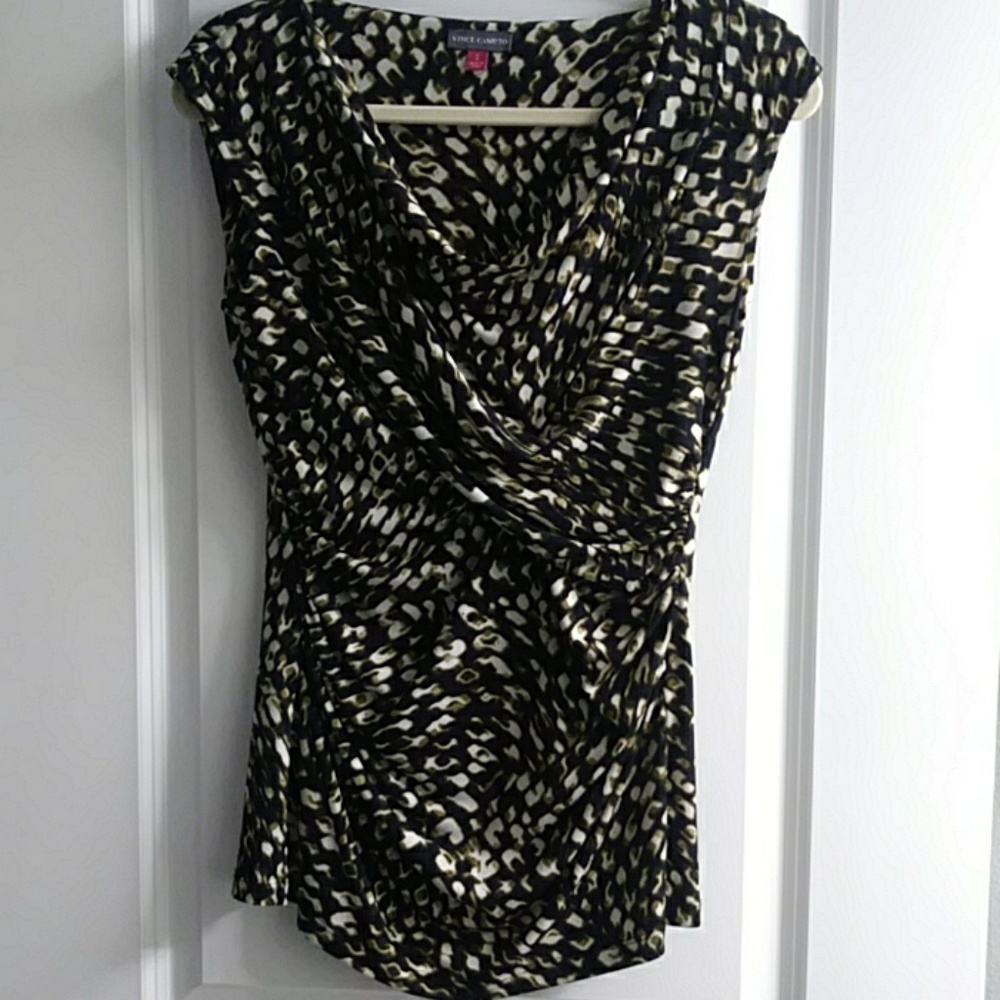 Vince Camuto top